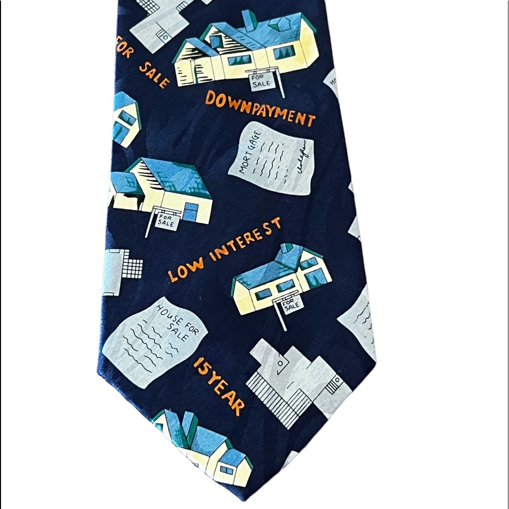Real estate tie. Steve Harris specialty, whimsical men’s Tie. Gift condition.